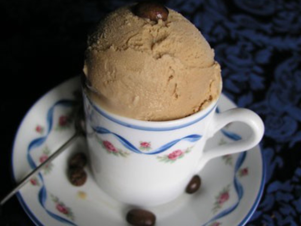 Gelato al caffè (senza uova)