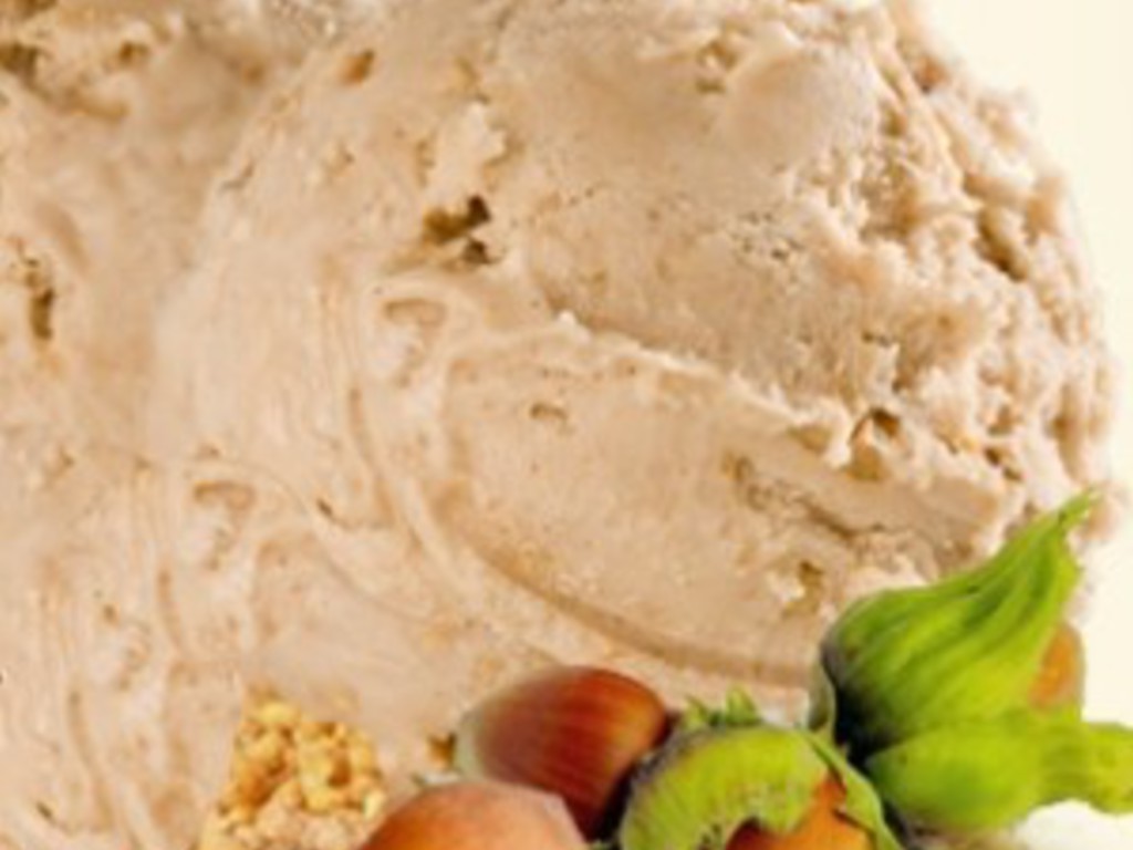 Gelato di nocciole