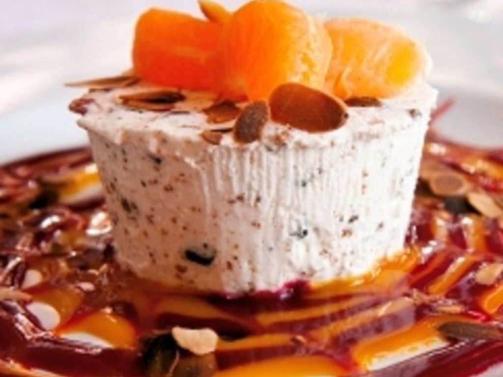 Gelato di torroncino, mandarini e mandorle "Prospero Anno Nuovo"