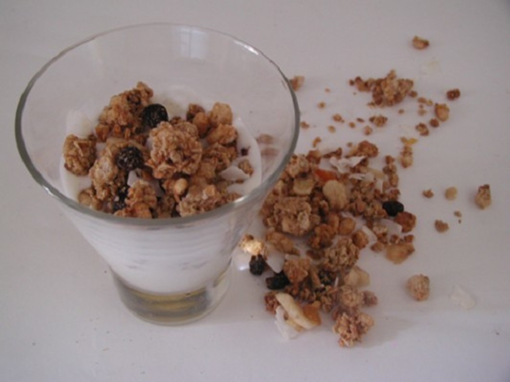 Semifreddo allo yoghurt e cereali croccanti
