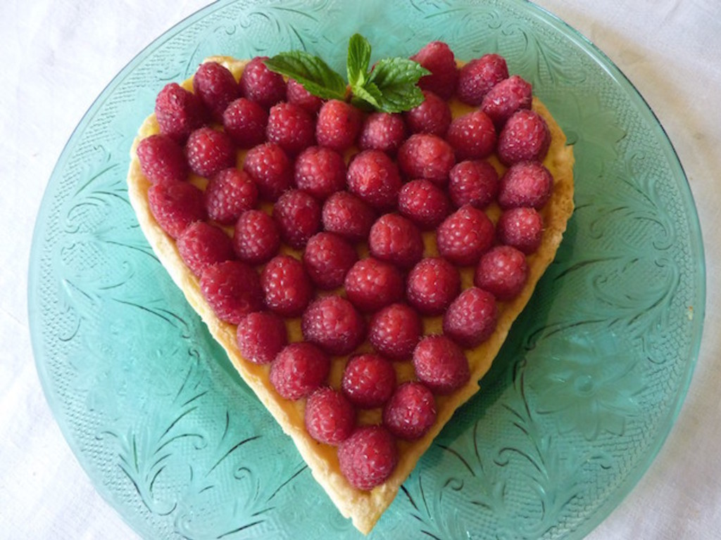 Crostata di lamponi " Cuore innamorato"