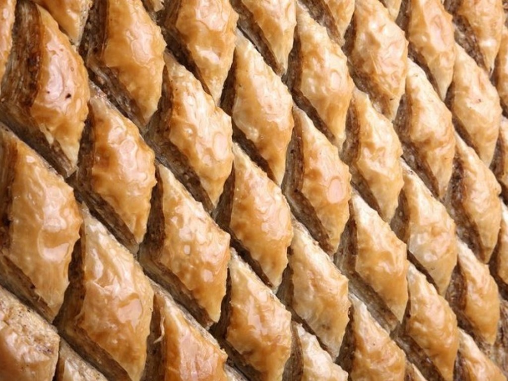 Pakhlavà, dolce di pasta sfogliata alle noci