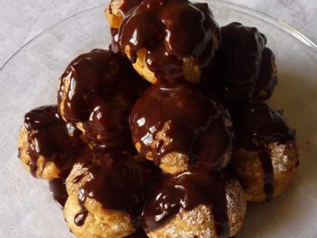 Profiteroles