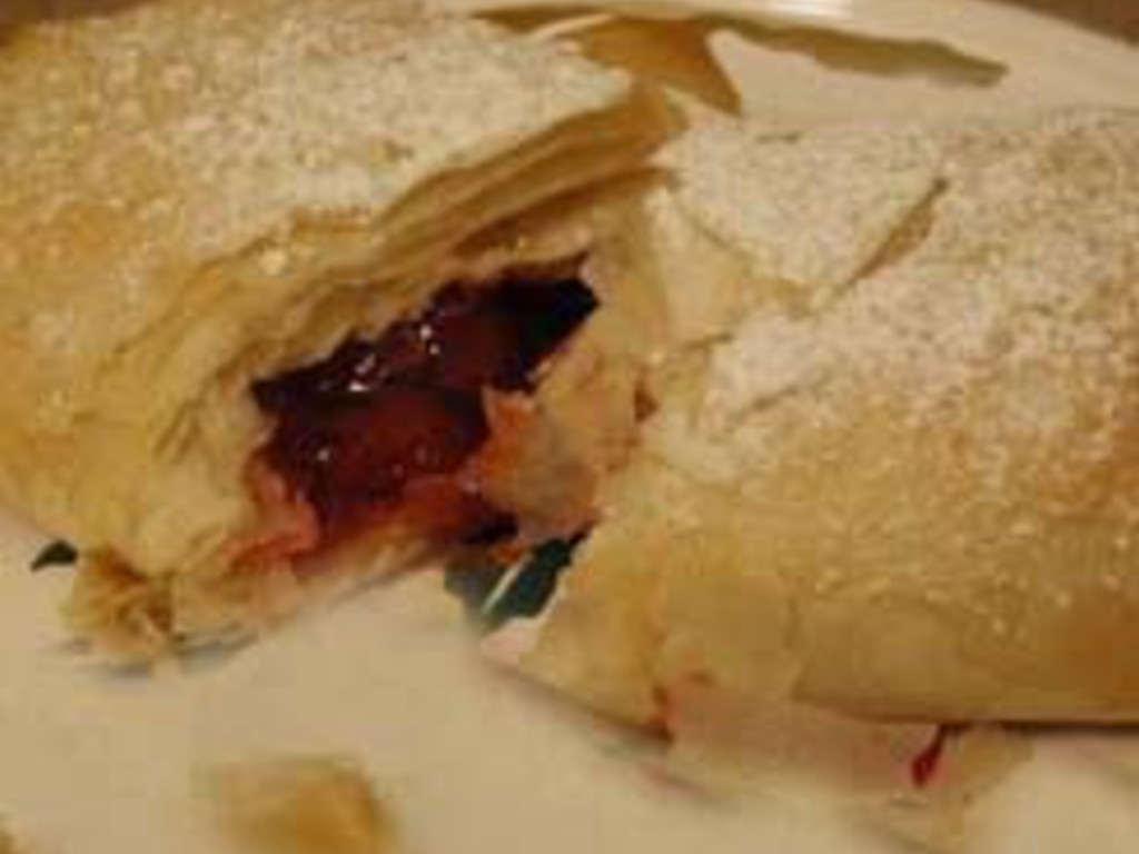 Strudel di ciliegie