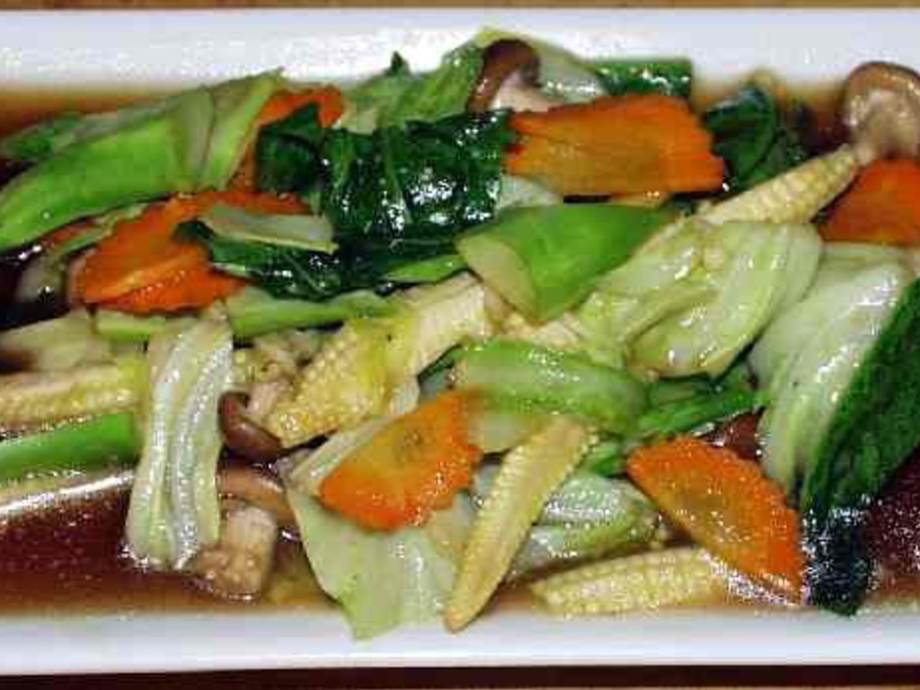 Verdure saltate in latte di cocco - Phat Phak Ruam Mit