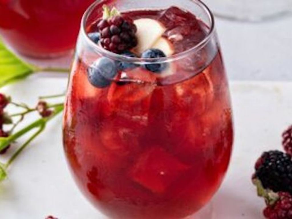 Mocktail ai frutti di bosco