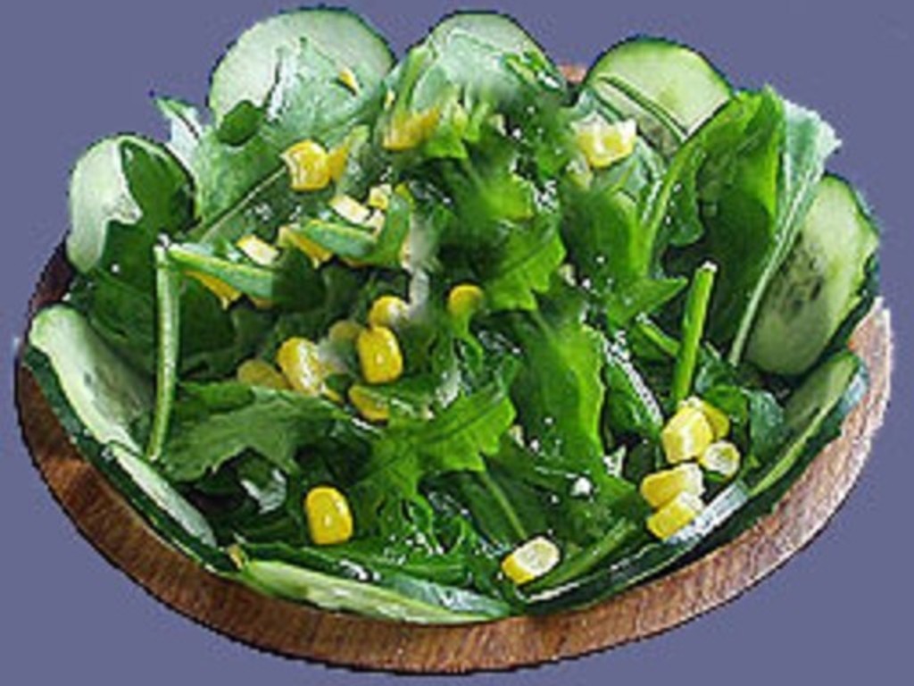 Insalatina di rucola, mais e cetriolo