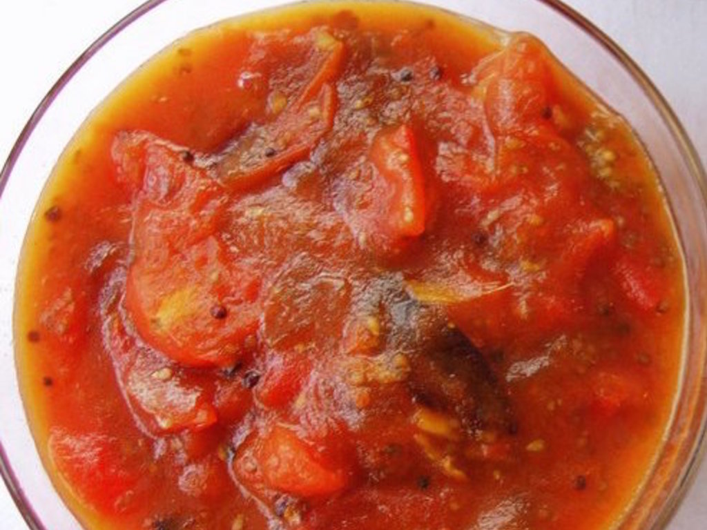 Chutney di peperoni rossi e cipolle rosse