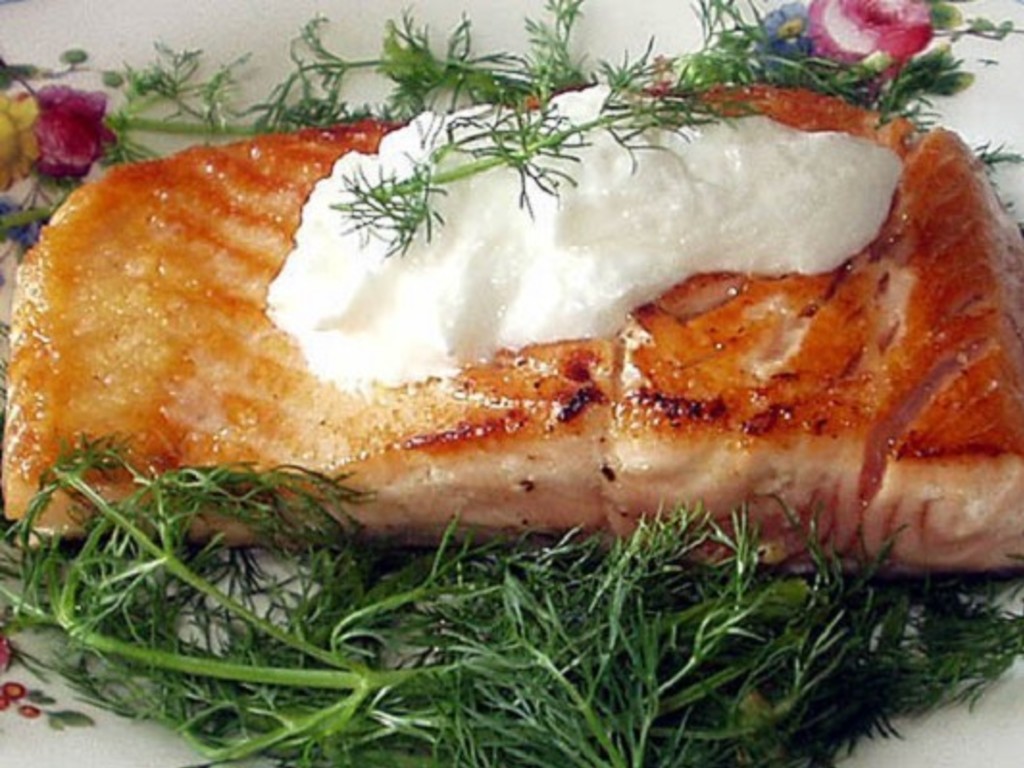 Filetto di salmone ai ferri con panna acida