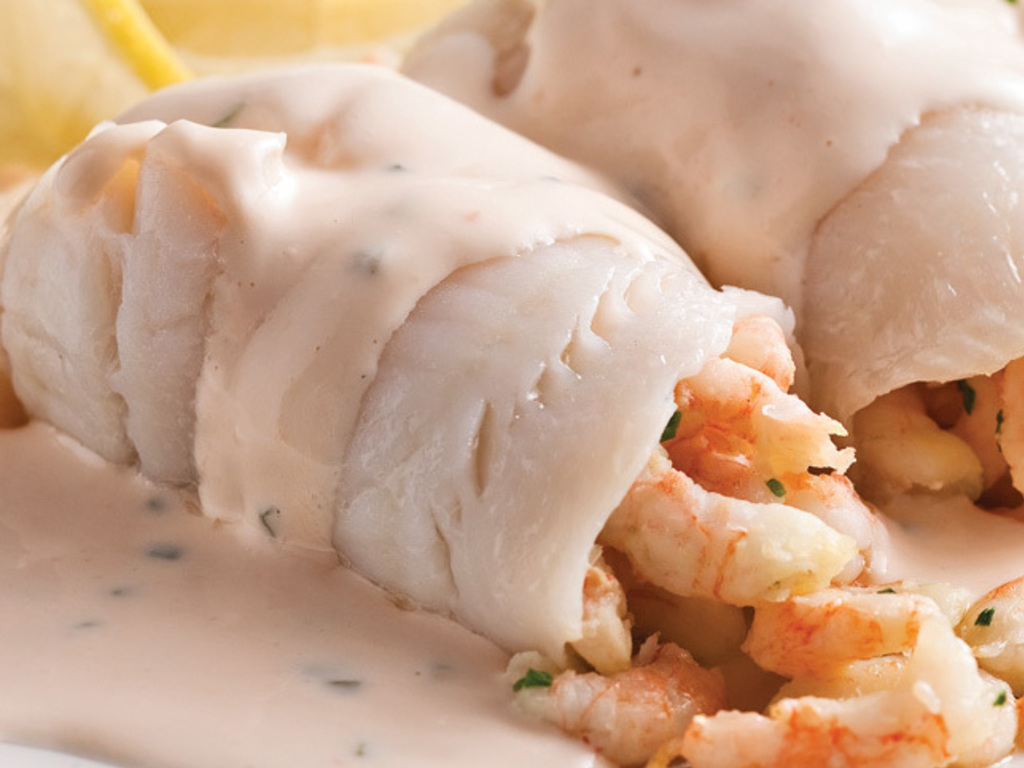 Involtini di sogliola ripieni di gamberetti e funghi