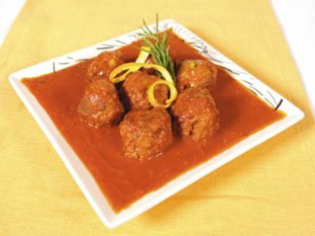 Polpette di pesce in salsa di pomodoro
