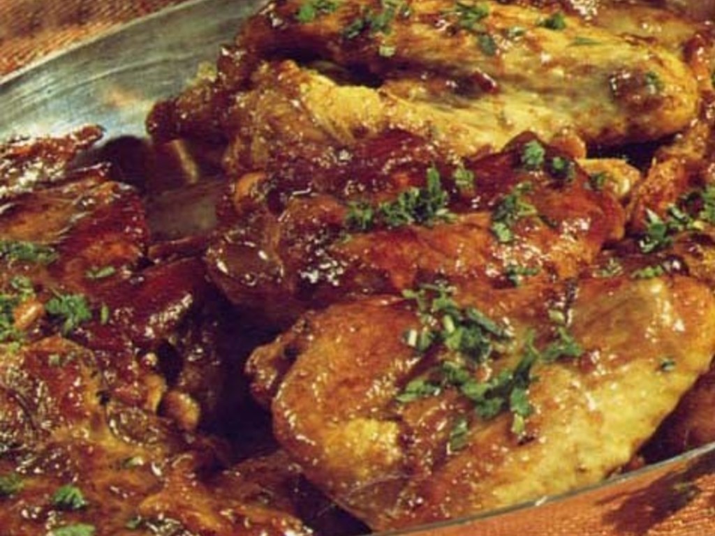 Petti di fagiano arrosto alle erbe ripieni di riso selvaggio