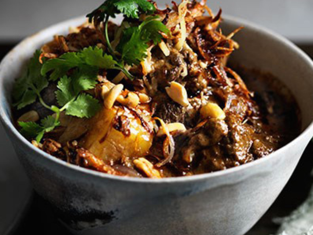 Curry di manzo alla tailandese - Massaman Nuea
