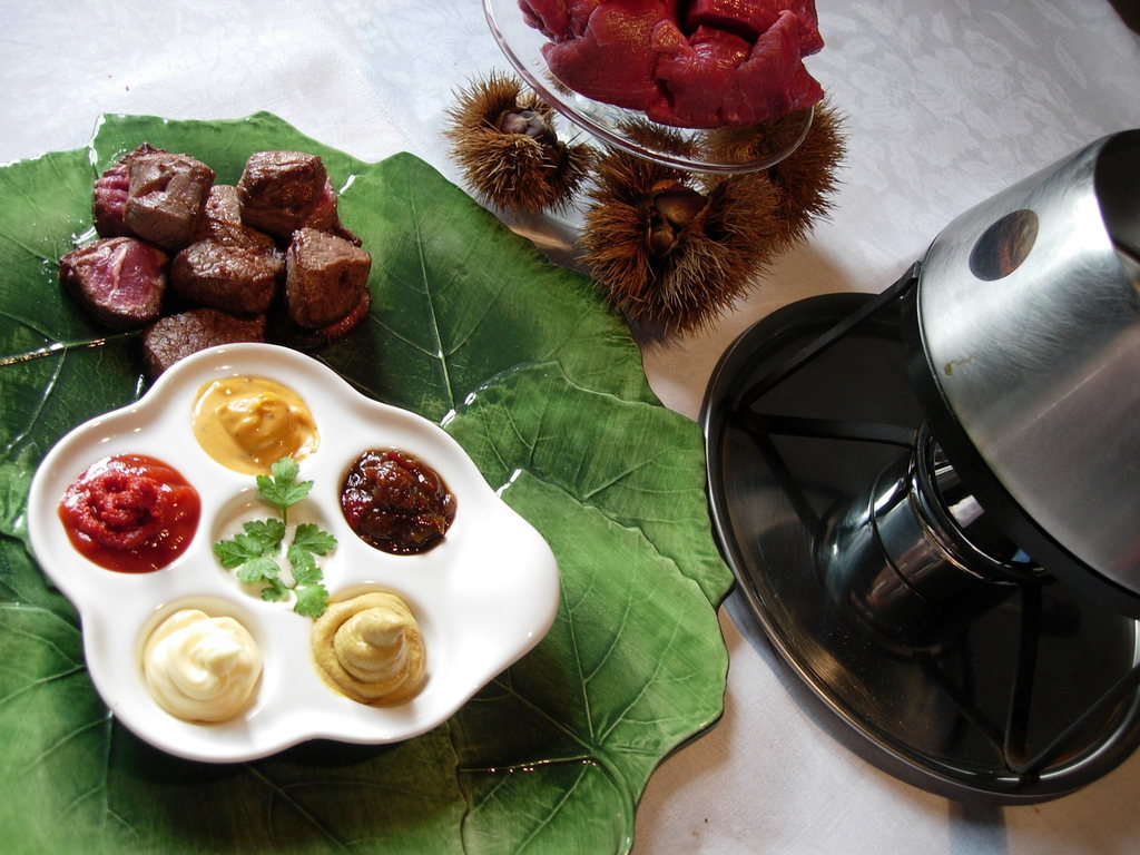 Fonduta Bourguignonne - Fondue Bourguignonne