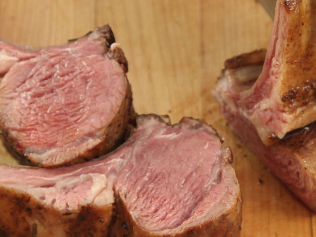 Carrè di agnello a asparagi