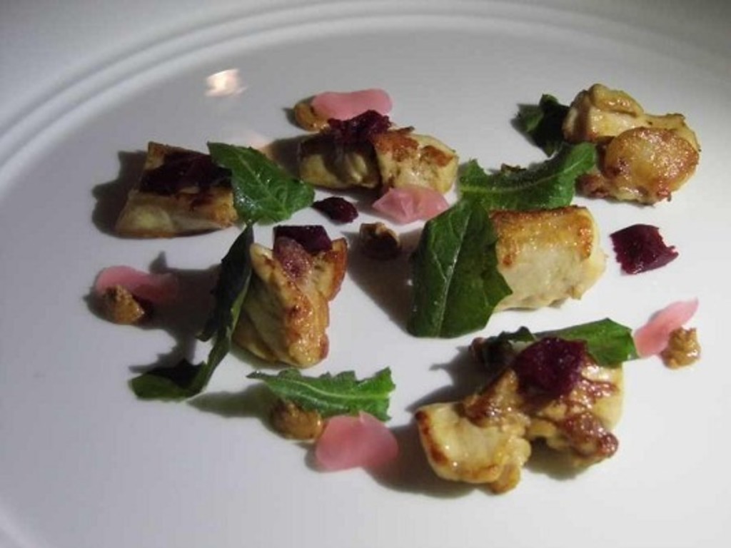 Coniglio brasato alla soia, rapanello, arachidi, parmigiano reggiano