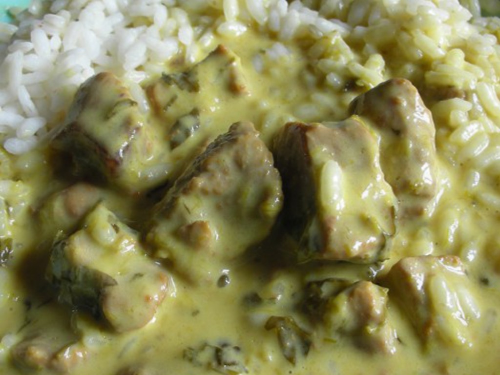 Curry di pollo e latte di cocco