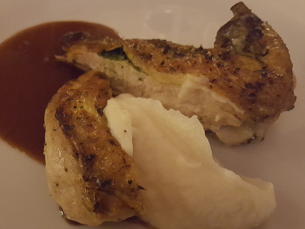 Faraona nostrana al pepe verde