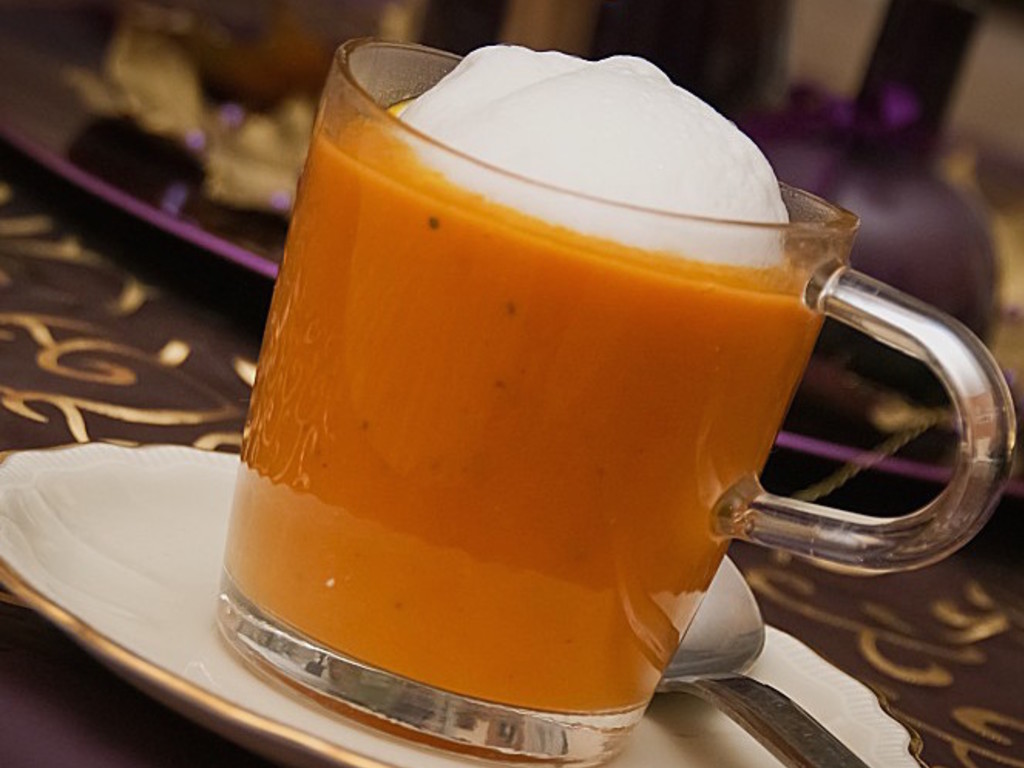 Cappuccino di zucca con crema al gorgonzola