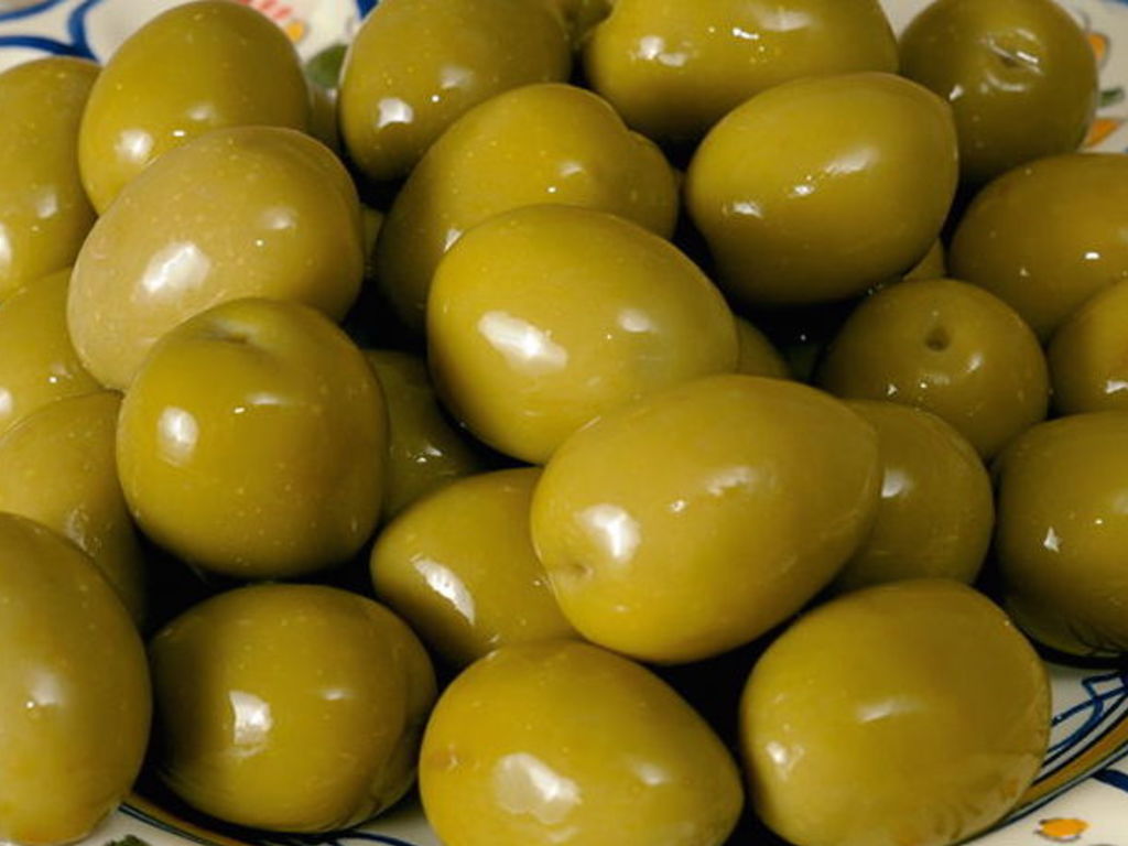 Olive verdi in salamoia