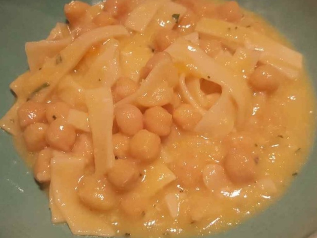 Sagnette, ceci e baccalà