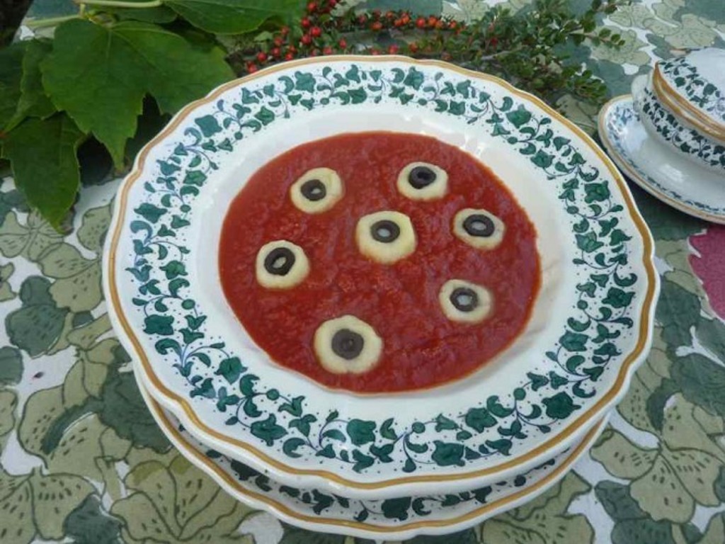 Zuppa di pomodoro e occhi di strega "Horror"