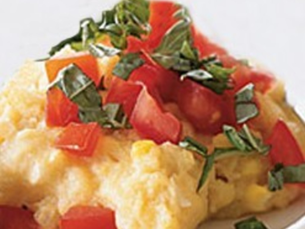 Polenta con mozzarella e pomodorini
