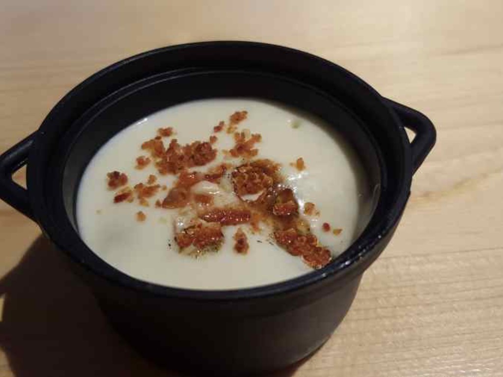 Crema di patate e porri stufati