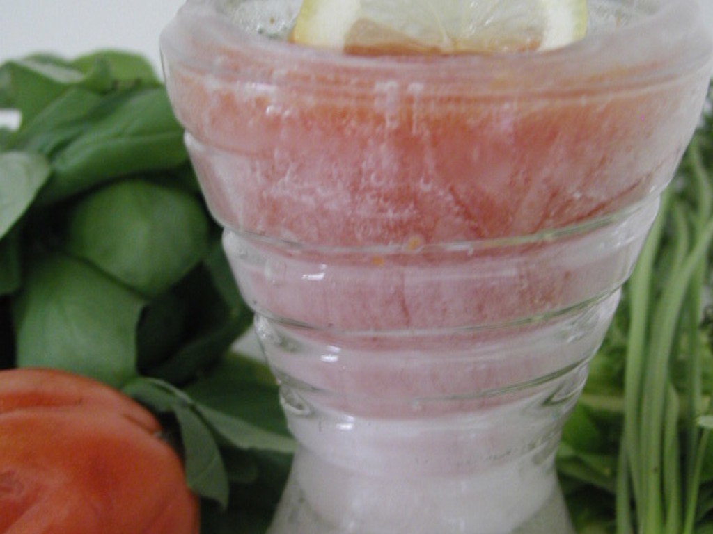 Frullato di pomodoro, basilico e sedano