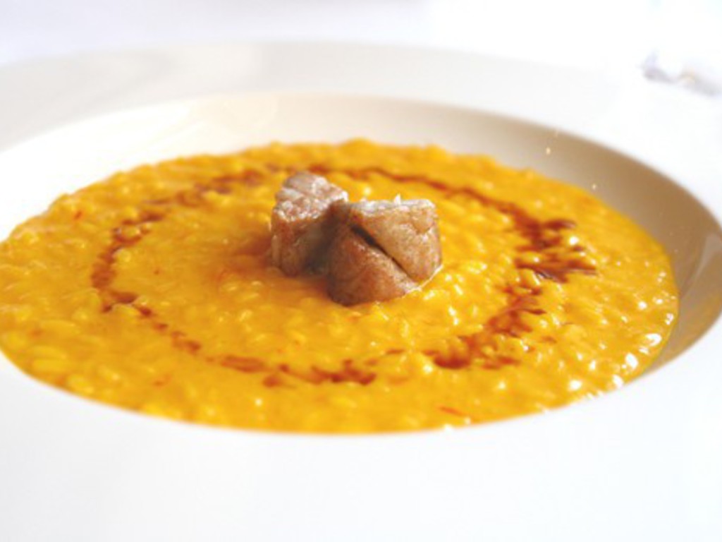 Riso mantecato alla milanese con animelle di vitello dorate