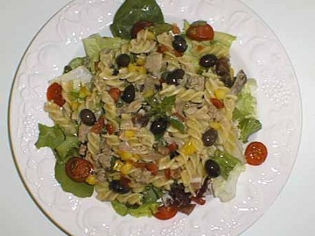 Insalata di fusilli alla greca