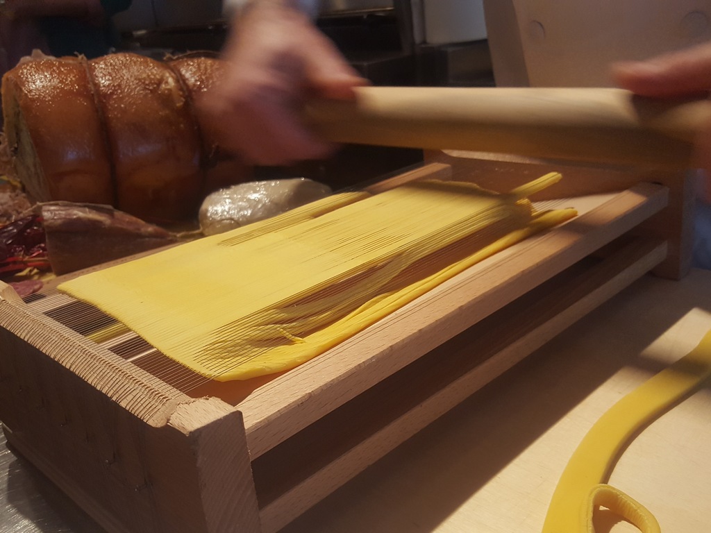 Chitarra con ragù e polpettine