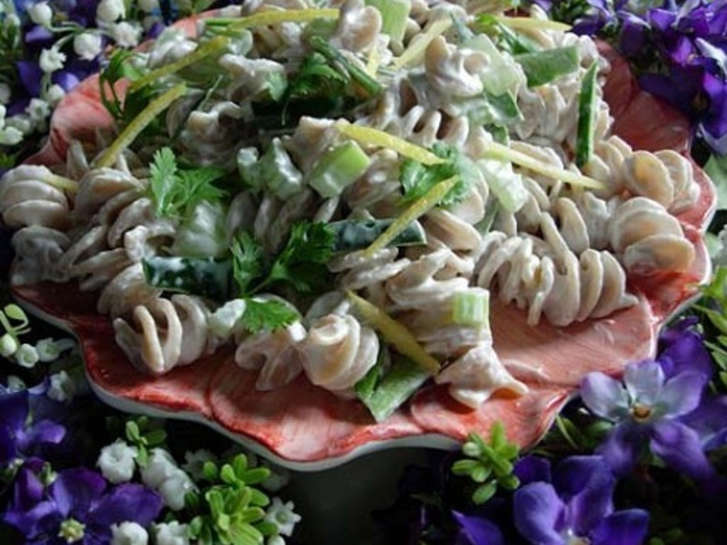 Insalata di fusilli di farro