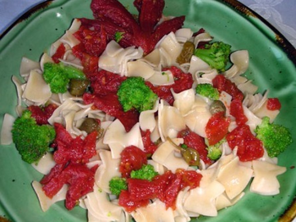 Pasta di farro alla mediterranea