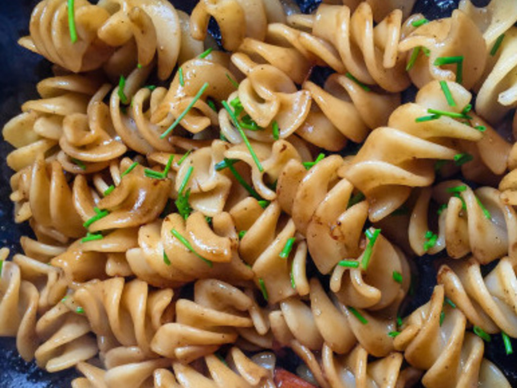 Fusilli all' erba cipollina