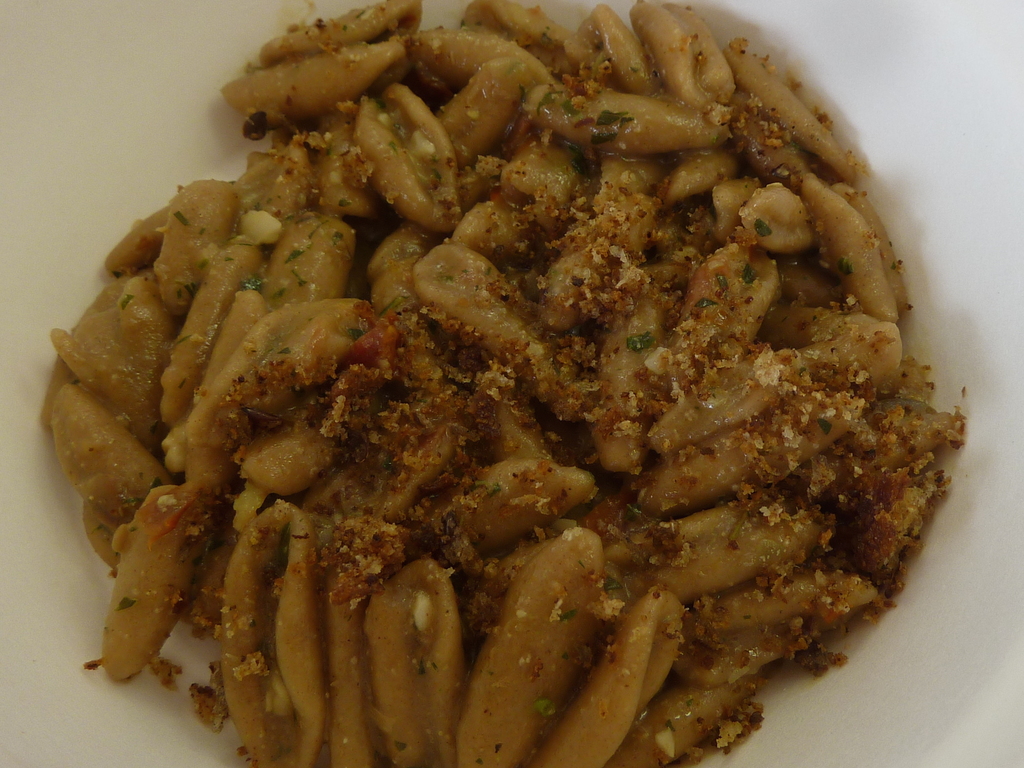 Gnocchetti sardi con pesto di noci