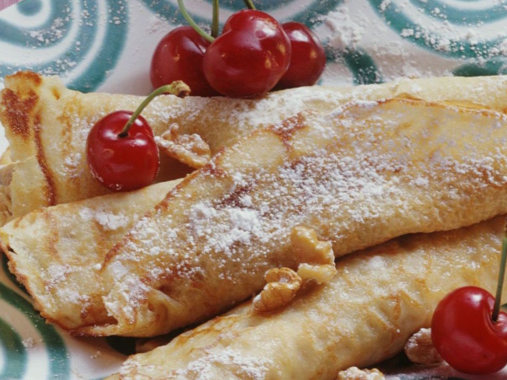 Crepes alla marmellata di ciliege