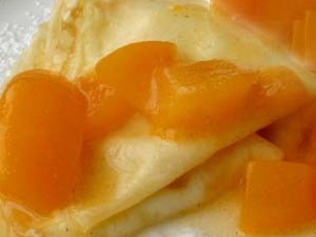 Crepes dolci alla pesca