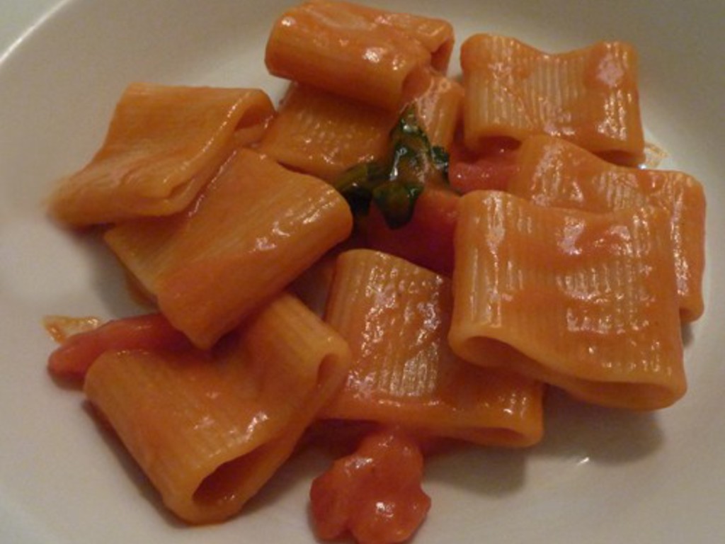 Paccheri al sugo di Scarpariello