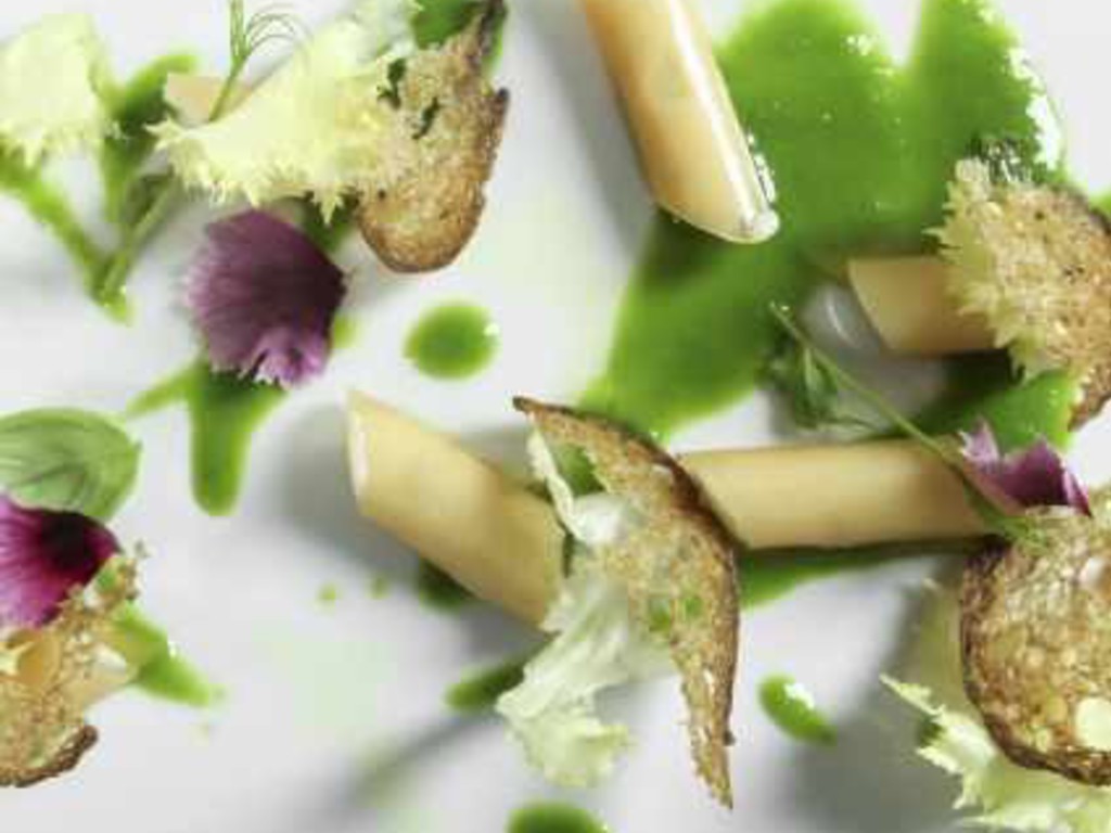 Pennette al melone al  gorgonzola e scarola liquida