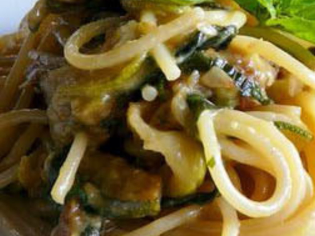 Spaghetti alle zucchine trifolate