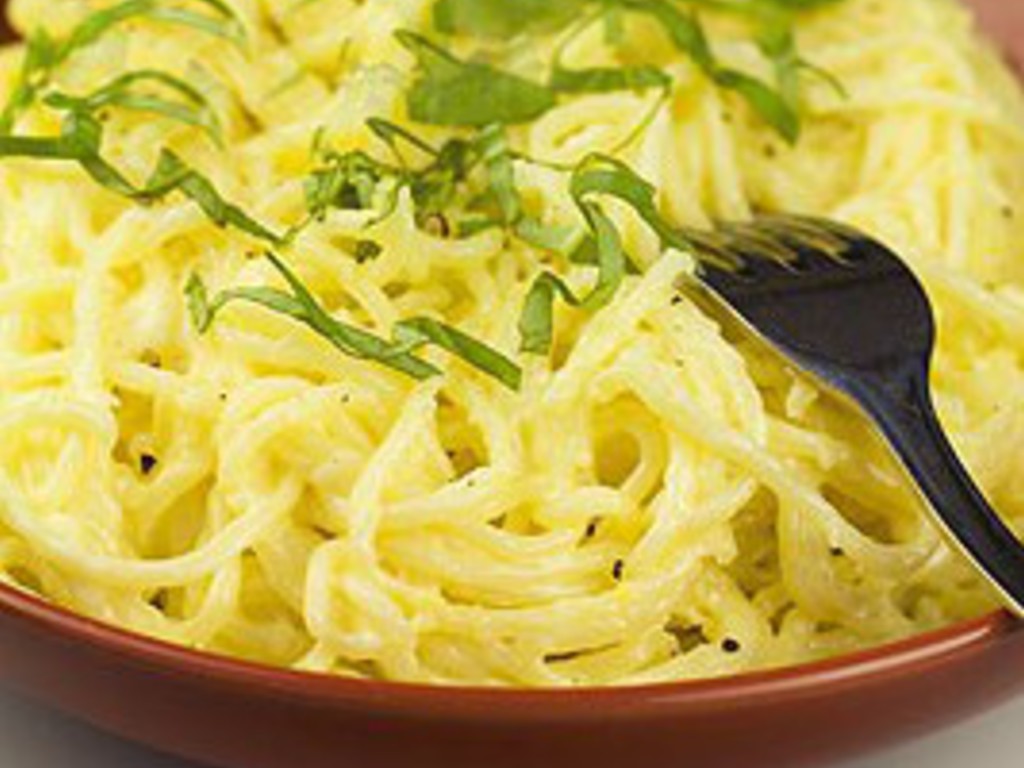 Spaghettini con porri e capperi