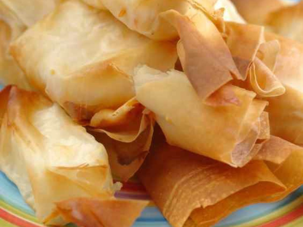 Caramelle di pasta fillo con arrosto e squacquerone