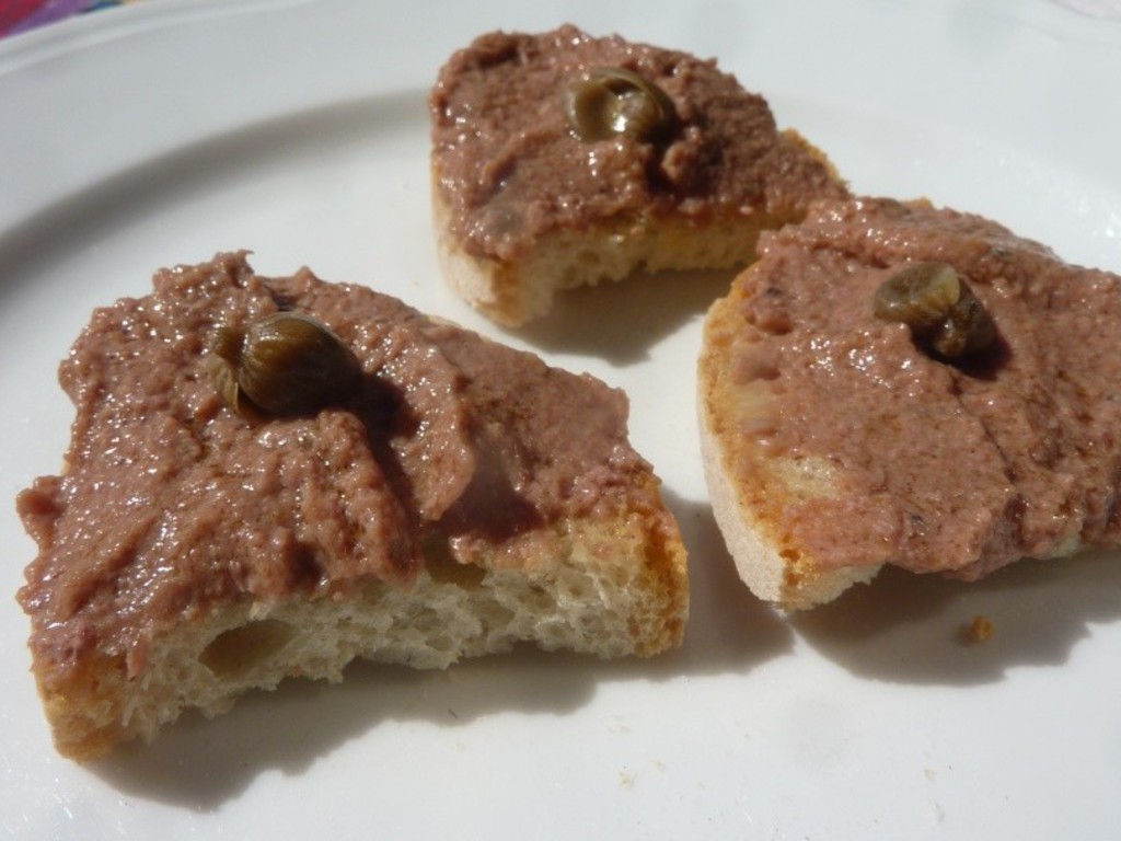 Crostini toscani