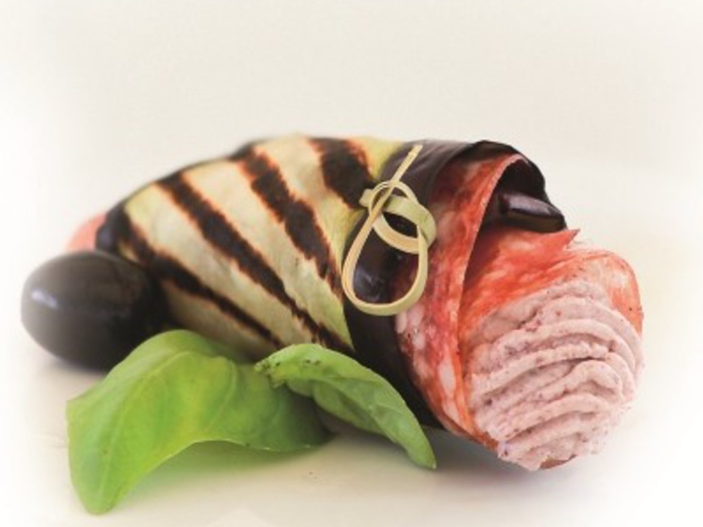 Involtini di melanzana e salame