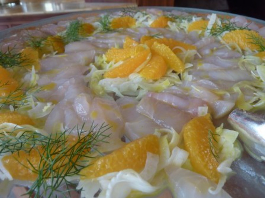 Carpaccio di ombrina con arance e finocchio