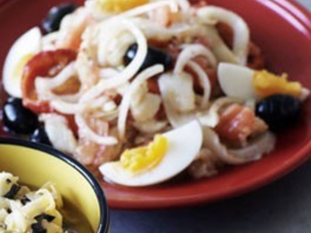 Insalata di baccalà con fagiolini e spinaci