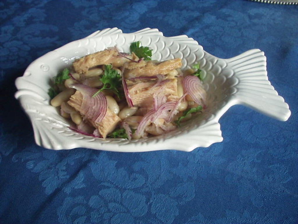 Insalata tiepida di tonno e fagioli cannellini
