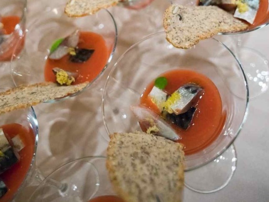 Passatina di pomodoro, ricotta e sgombri