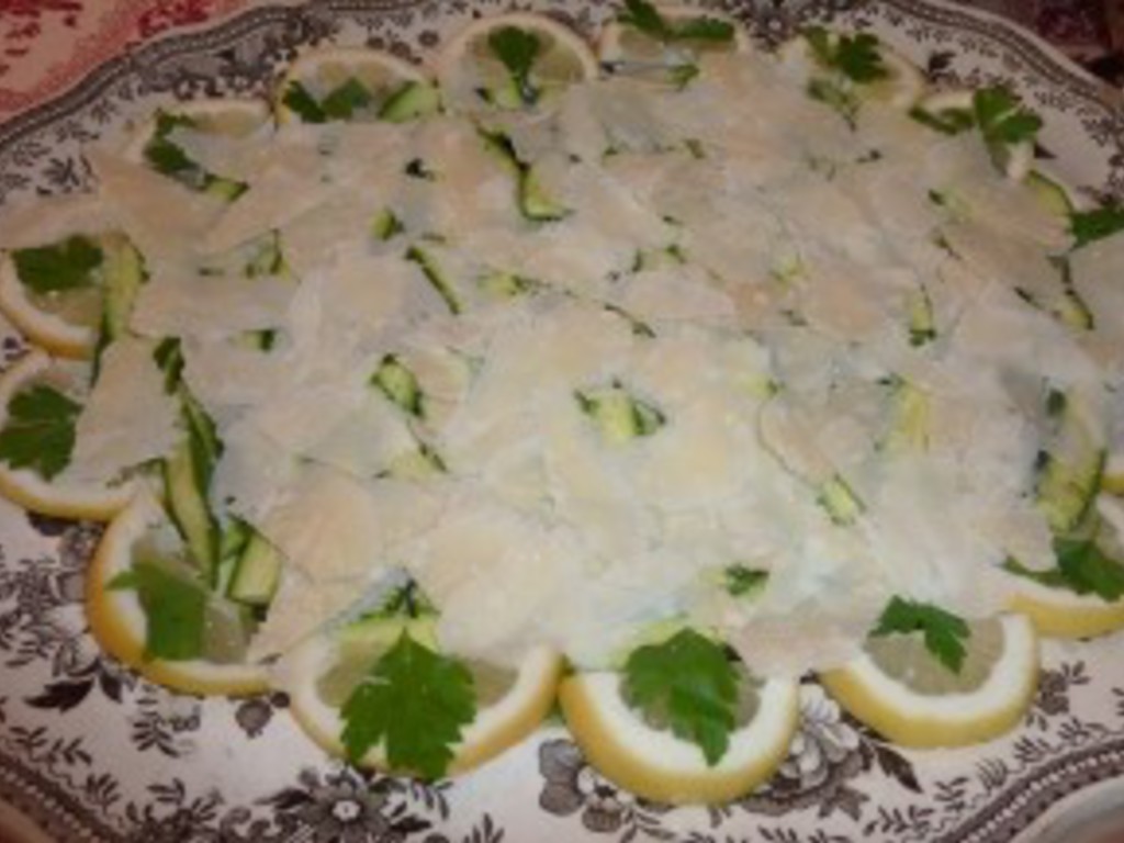 Carpaccio di zucchine mignon e grana